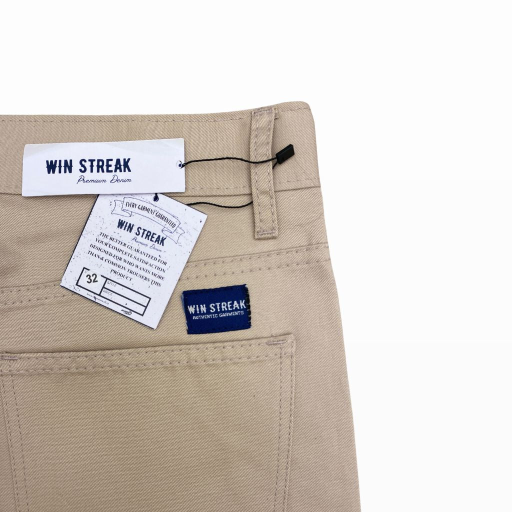 Celana Panjang Chino Pria Original Model Slim Straight Twill Combed Hitam Premium Casual Win Streak